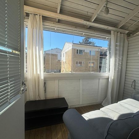 Private Rooms Near Metro, Free Parking,Direct Bus From Airport Хельсинки Экстерьер фото